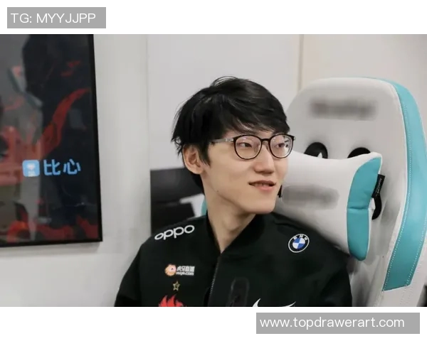 高校联赛中FPX选手个人能力的精彩表现与战术分析